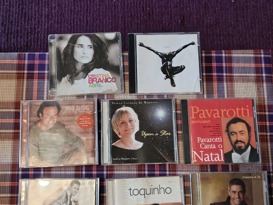 Diversos CDs musica em bom estado Iglesias Toquinho Seal Buble Teresa Cardoso Safina Pavarotti Luis Alegria Carochinha Branco