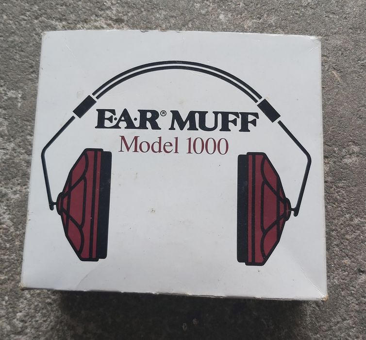 3M™ Model 1000 Earmuffs