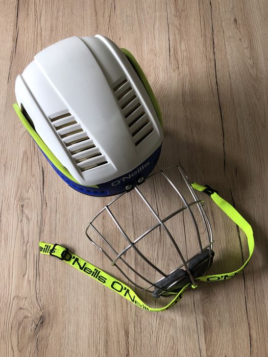 Kask O’Neills Koolite IS 355 r S 6109 54cm hokej hurling camogie