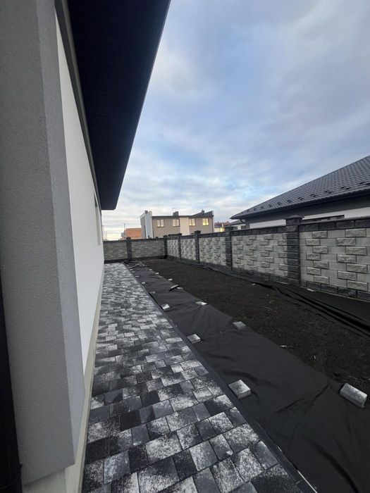 Продаж / Будинок / Спокійна , Щасливе, Рівне