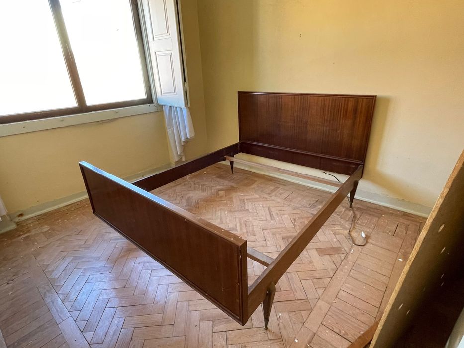 Cama de casal vintage