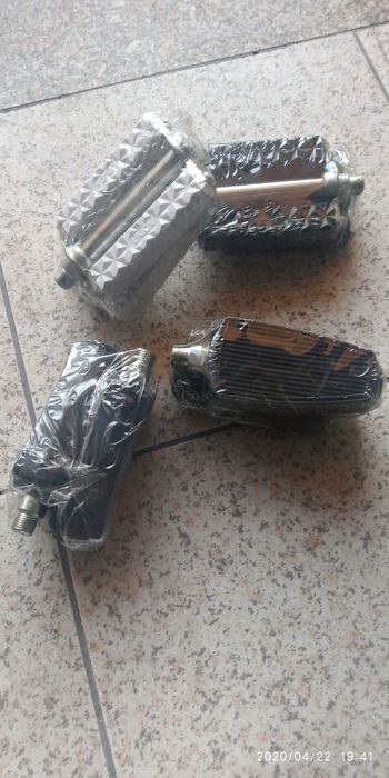 Patins Pousa Pes mobylette motobecane