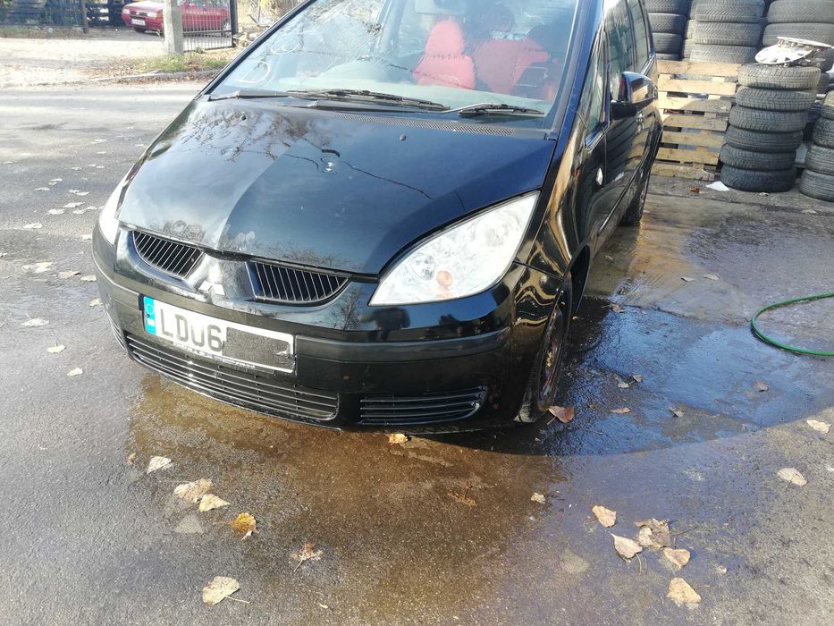 Mitsubishi colt 1.1 benzyna 05rok- Skrzynia biegów i inne części