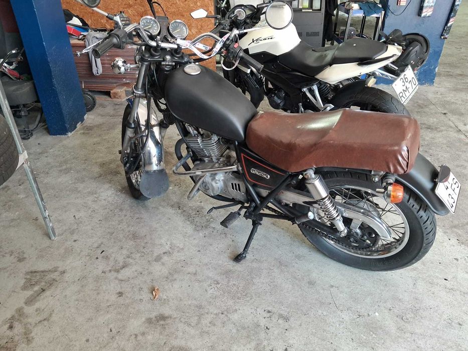 Mota suzuki gn250