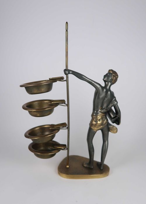 Escultura Art Deco bronze / latão