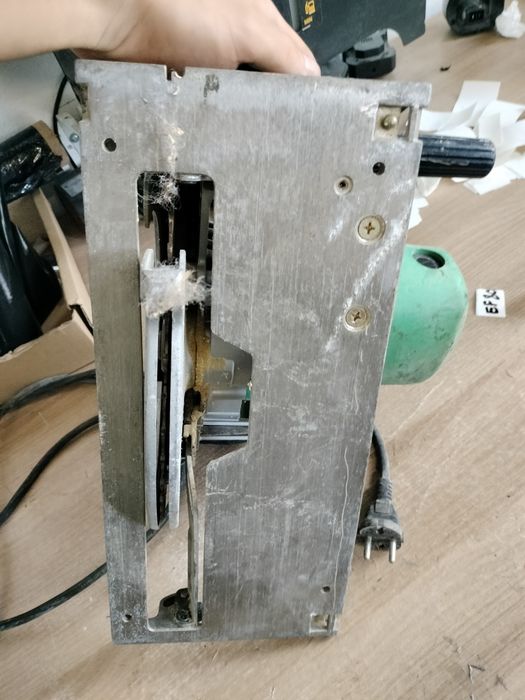 Pilarka tarczowa Hitachi C 9U