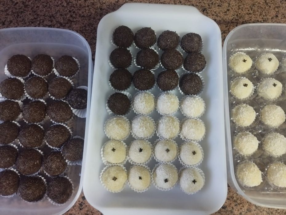 Doces,bombons,bombom gigante,ovo de colher