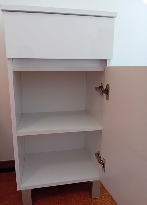 Móvel branco wc com gaveta e prateleira64586165994498122