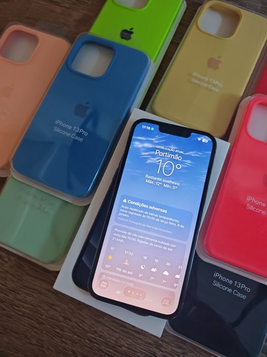 Samsung Z Flip 4 5G  8GB/128GB Roxo Seminovo  Aceito Retomas