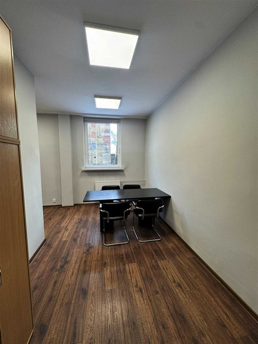 Lokal biurowy użytkowy Bytom ul. Siemianowicka przy DK94 od 14 do 25m²