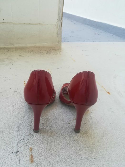 Sapatos vermelhos Furla