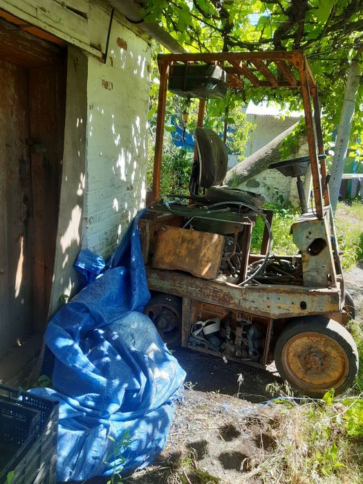 Продам погружчик балканкар