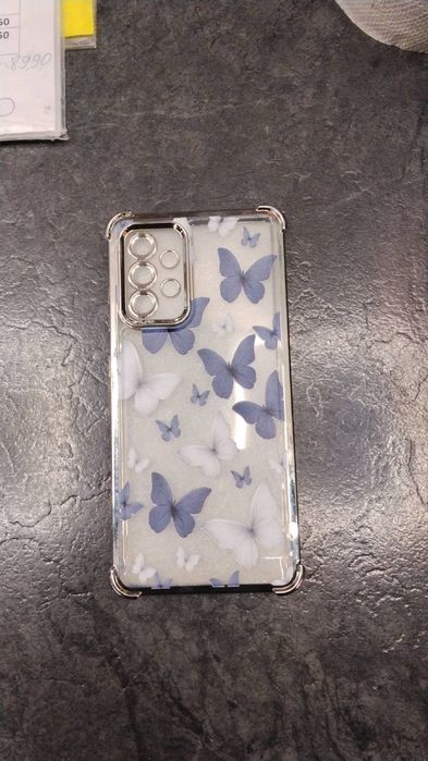 Чехли на телефон