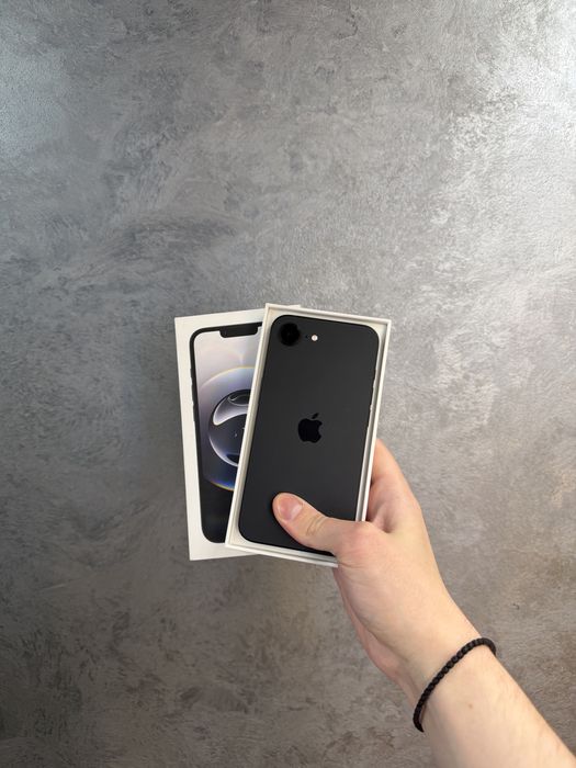 Б/у Iphone 16E 256 Black + BOX
