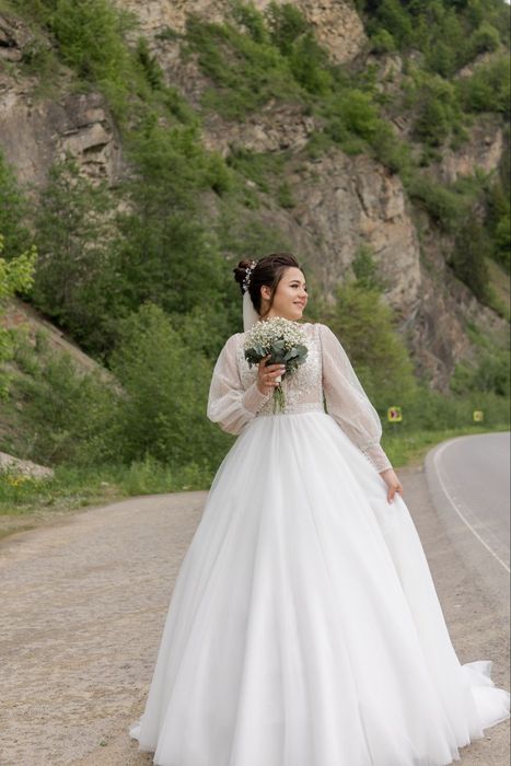 Продам весільне плаття