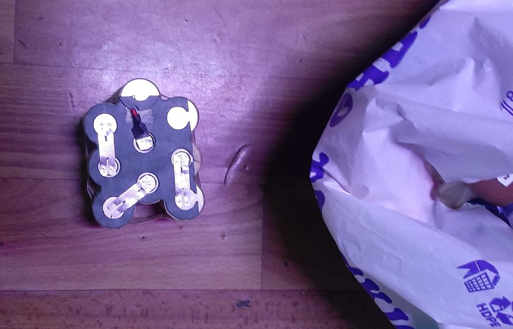 аккумуляторы  разобранные и нет