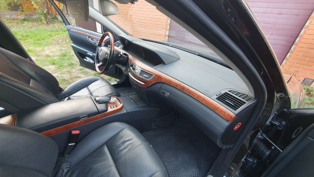 Продам мерседес S500 221