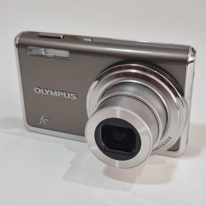 Olympus FE-5035 - Máquina fotográfica digital compacta