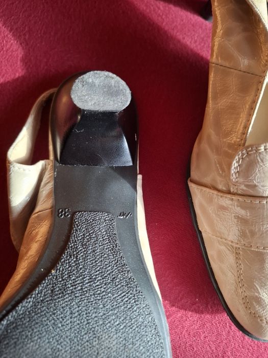 Sprzedam damskie buty ładne