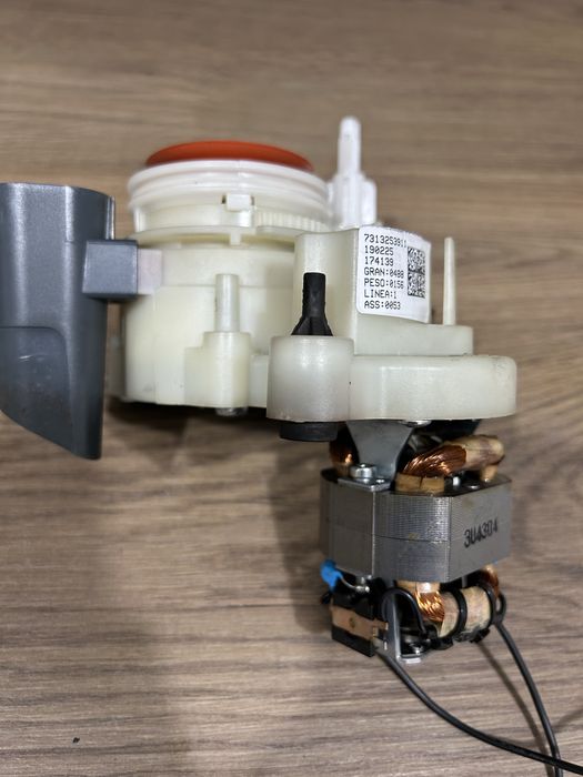 Młynek Delonghi Primadonna S evo ecam młynek kawy