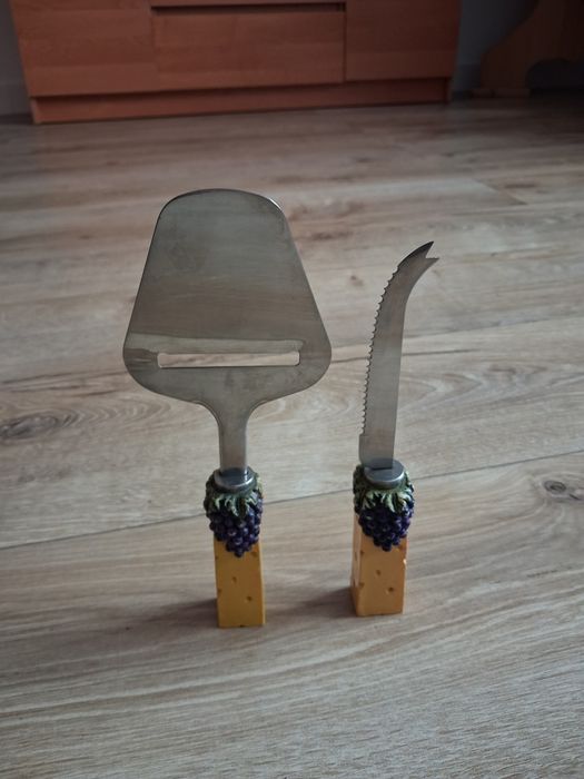 Akcesoria do krojenia sera