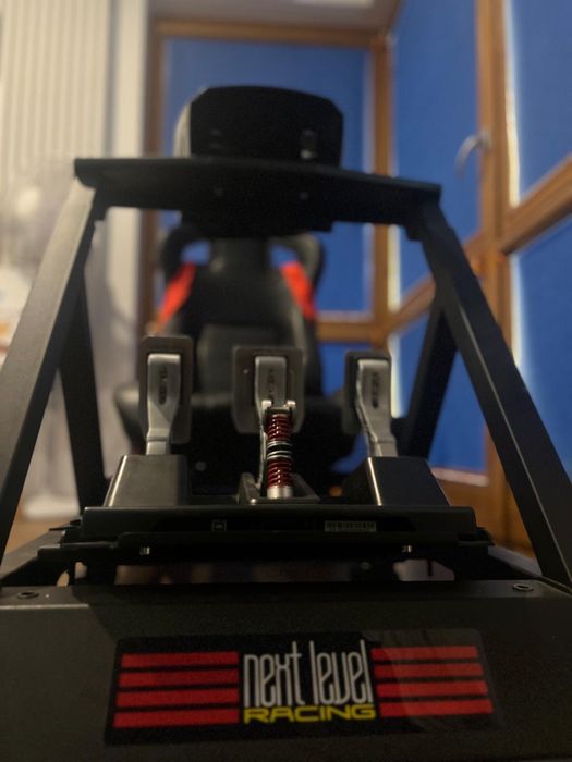 ZestawTrustmaster TS-XW Sparco P410 + Trustmaster T-LCM + fotel/kokpit