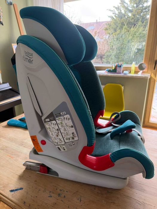 Fotelik samochodowy Isofix Britax-Römer Advancefix 9-36kg