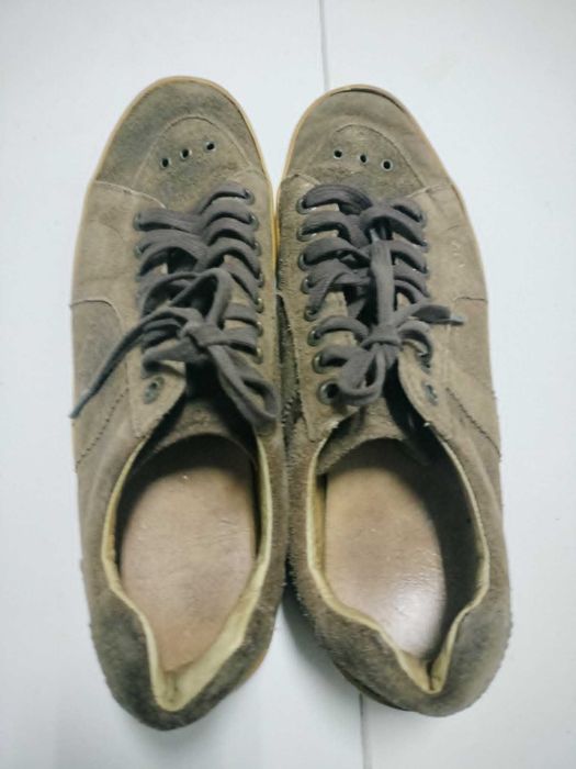 Vendo Ténis, Sapatos em cabedal usados mas em bom estado tamanho 45