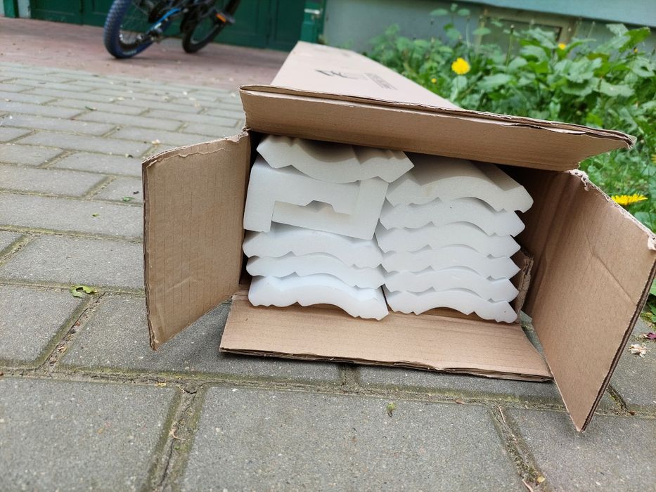 Sztukateria  12 szt nowa wys 11 cm