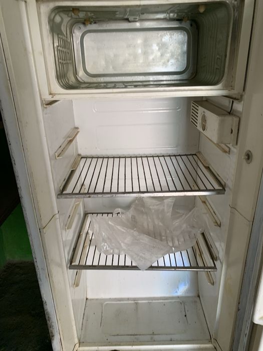 Продам холодильник Донбасс