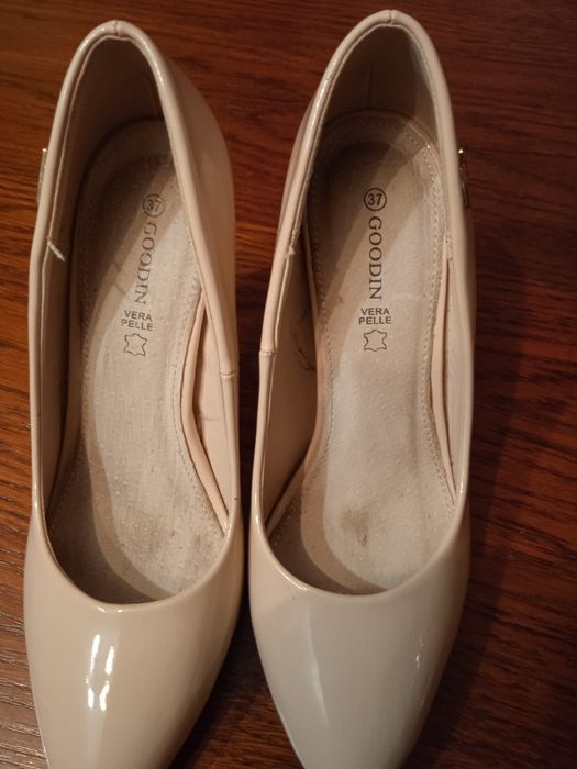 Sprzedam buty damskie