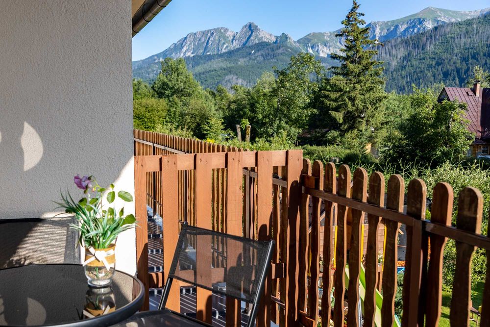 Czerwiec, wakacje Apartament z balkonem widok na Tatry
