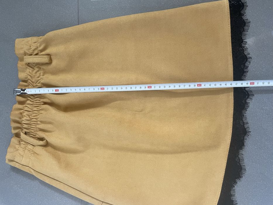 Spodnica koronka zamsz