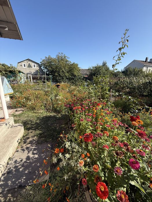 Дача біля озера , новобудова , частковий ремонт