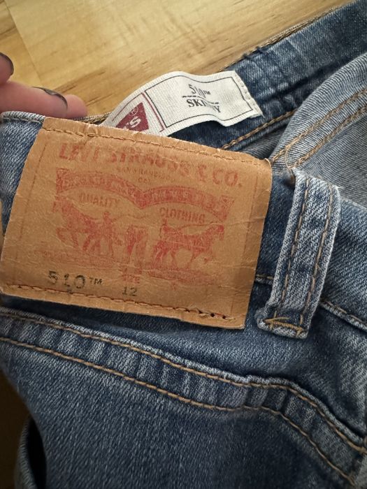 Levis spodnie damskie