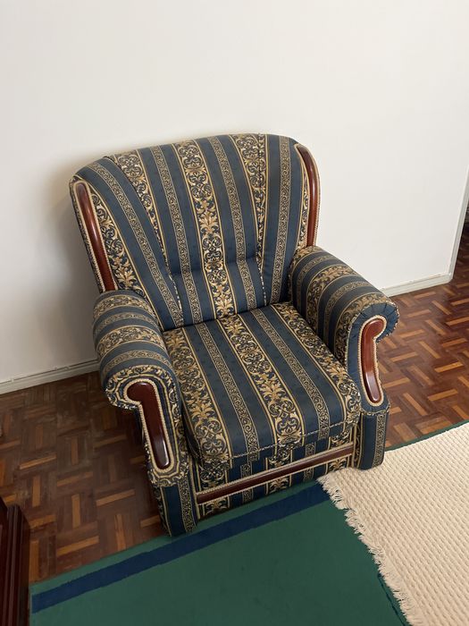 Conjunto de 3 sofás com cama