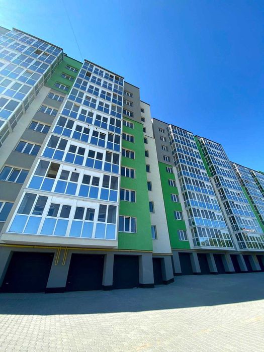 3 кім на Яреми в зданому будинку