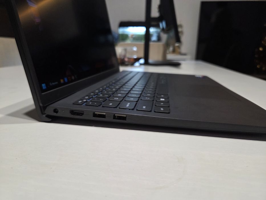 Laptop DELL Vostro V3520, Intel Core i7, 16GB DDR4, SSD  512 GB, Win11