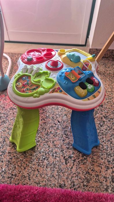 Mesa de actividades Chicco