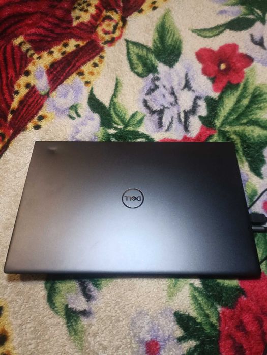 Dell Vostro 7510 15.6" i7-11800H 16GB/RTX 3050Ti 1000GB SSD