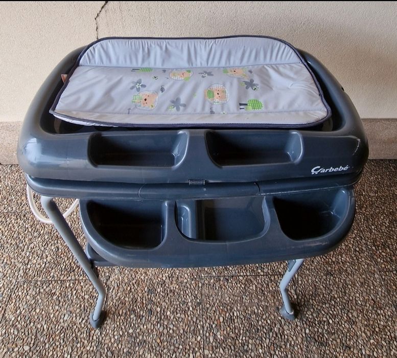 Muda Fraldas + Banheira da Carbebé