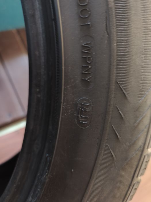 Sprzedam opony zimowe 225/55/17r.