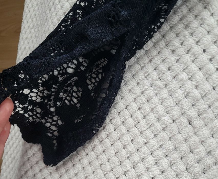 Nowa cudowna granatowa trapezowa sukienka koronkowa długi rękaw r.38 M