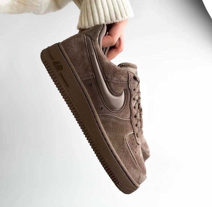 Нові NIKE AIR FORCE 07 mink brown жіночі найк