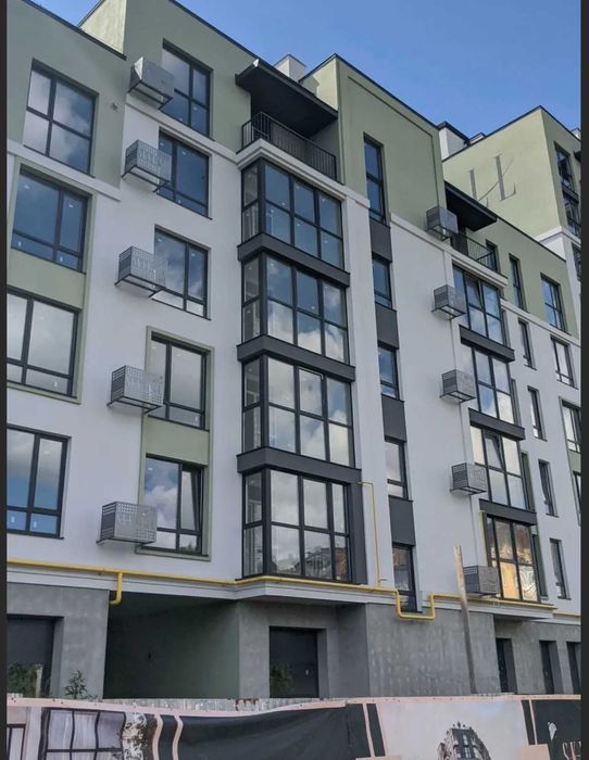 Продаж 4-кім. квартири з терасою_вул. Щирецька (Південний)_БЕЗ КОМІСІЇ