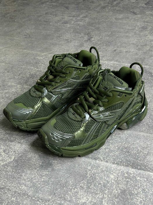 BALENCIAGA Runner кроссовки зеленые кеди кросівки зелені 43 41 42 39