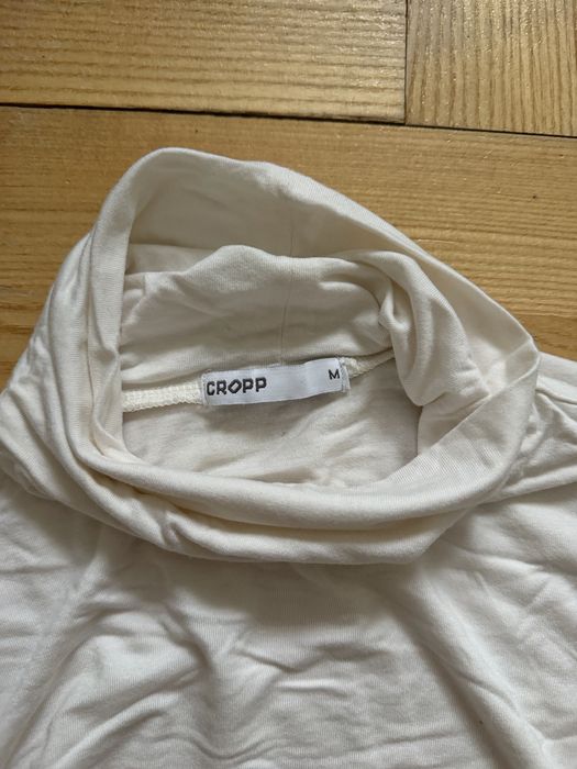 bialy golf cropp