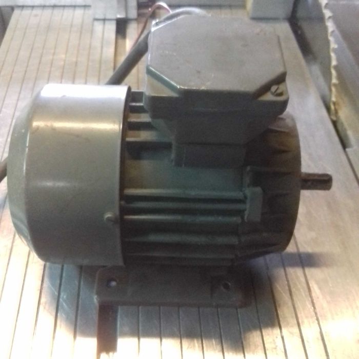 sinik 0,55kw 2810 obr/min 220/380