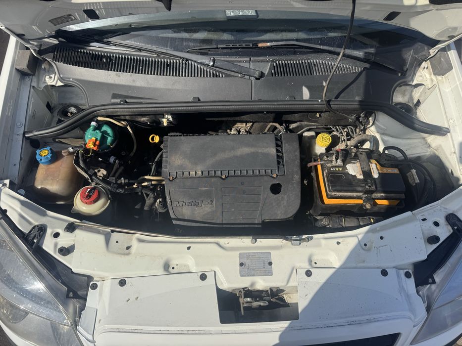 Хороше авто телефонуй