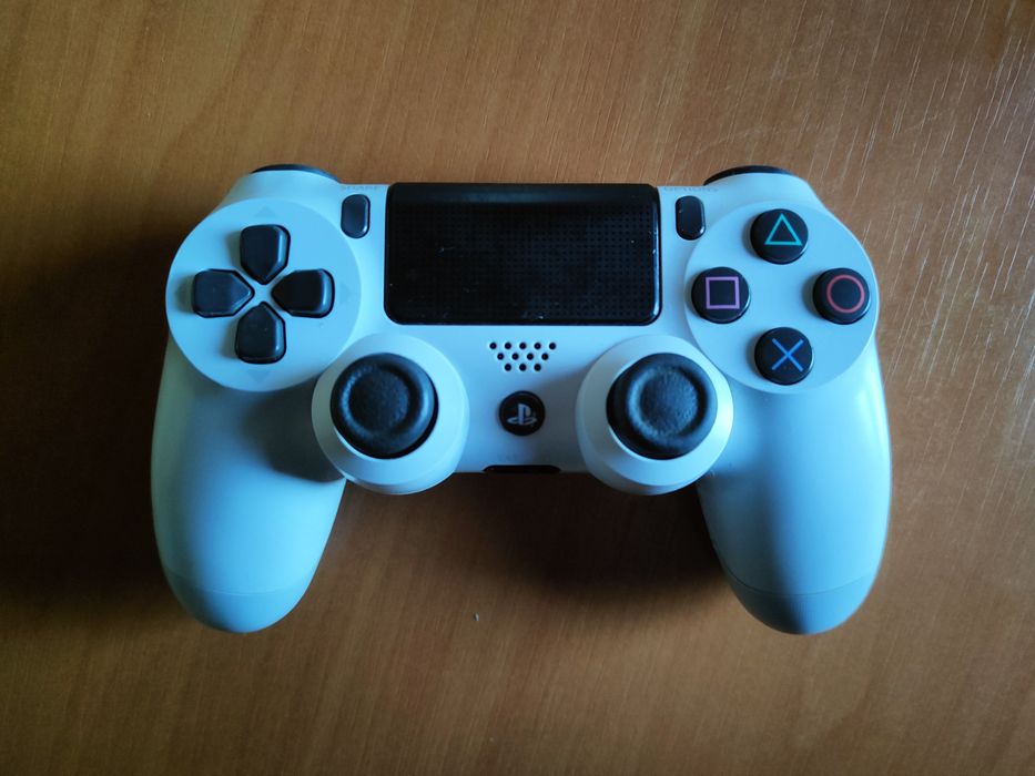 Pad PS4 Biały Oryginalny V2